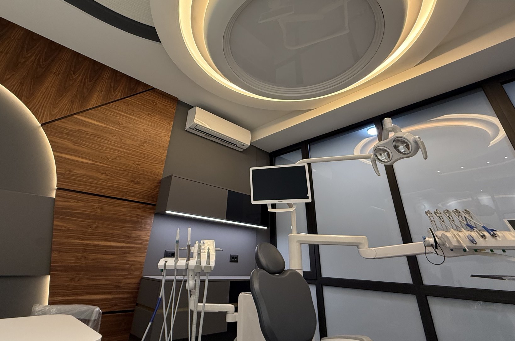Photo of prosthodontia room from clinic