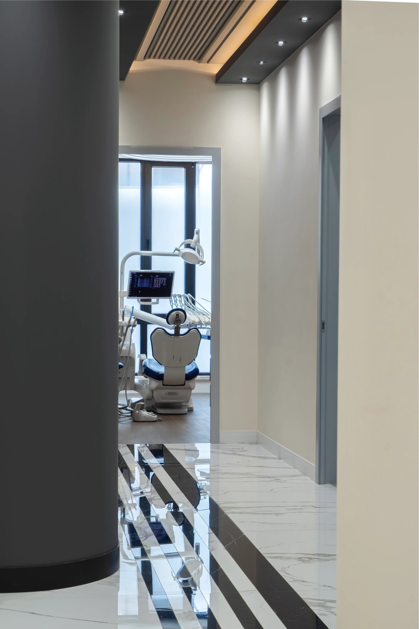 A SmileArt treatment chair and delivery unit