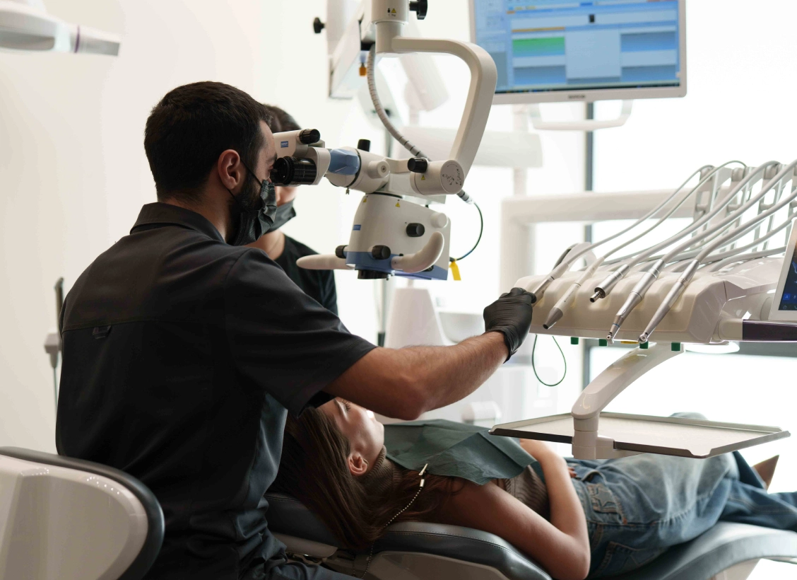 Therapeutic dental treatment at SmileArt